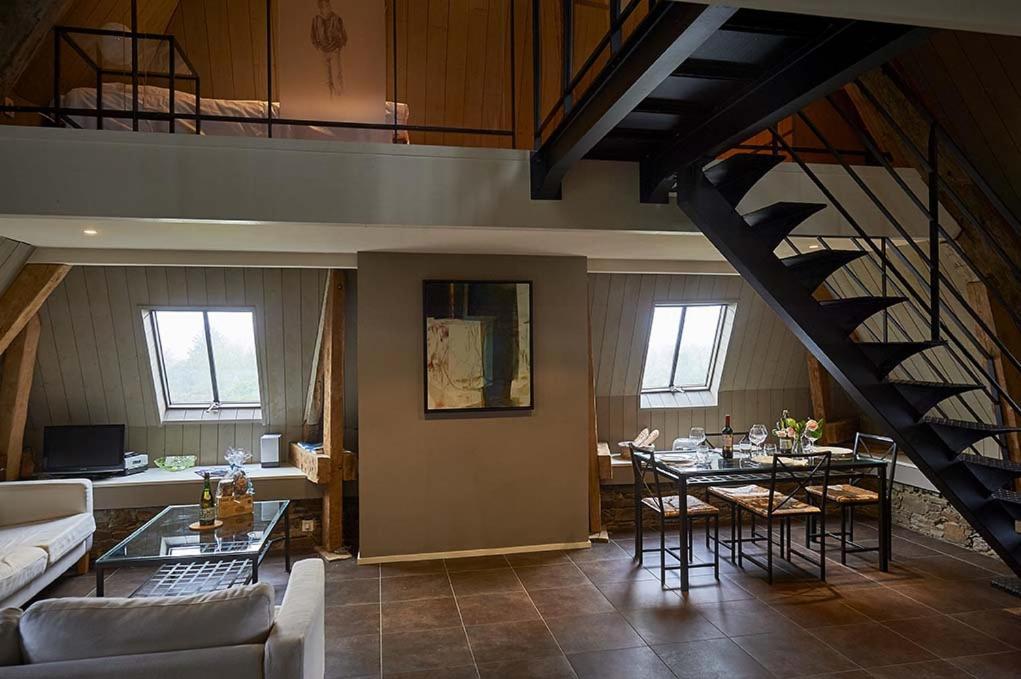 Gite La Passerelle - Manoir Le Plessix Madeuc Corseul Bagian luar foto